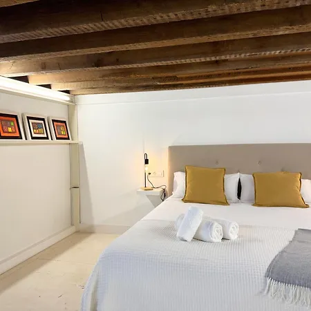 The Iconic Loft En Centro - Renovado Apartamento